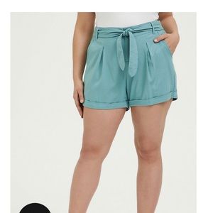 Torrid NWT SELF TIE SHORT SHORT - LINEN AQUA